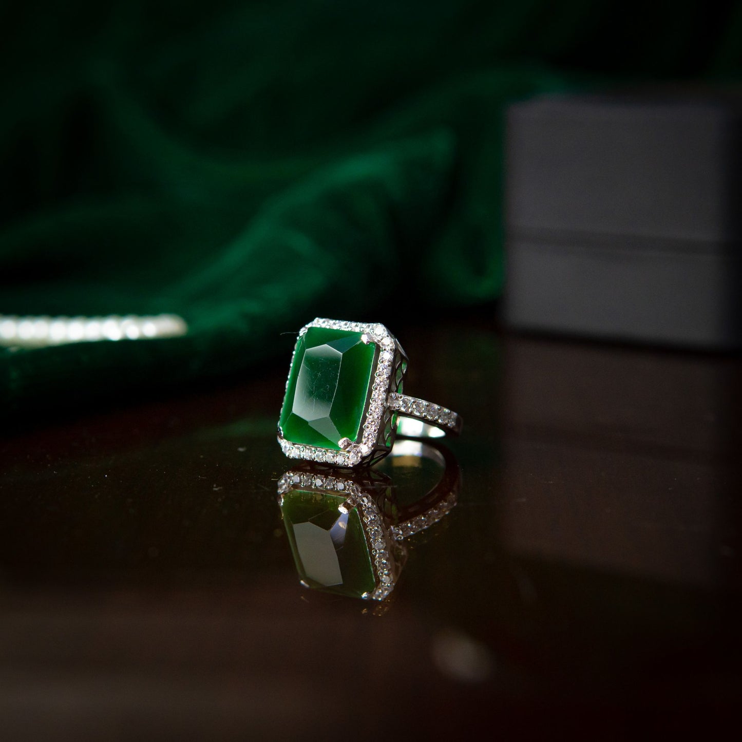 GREEN EMERALD OCTAGON RING